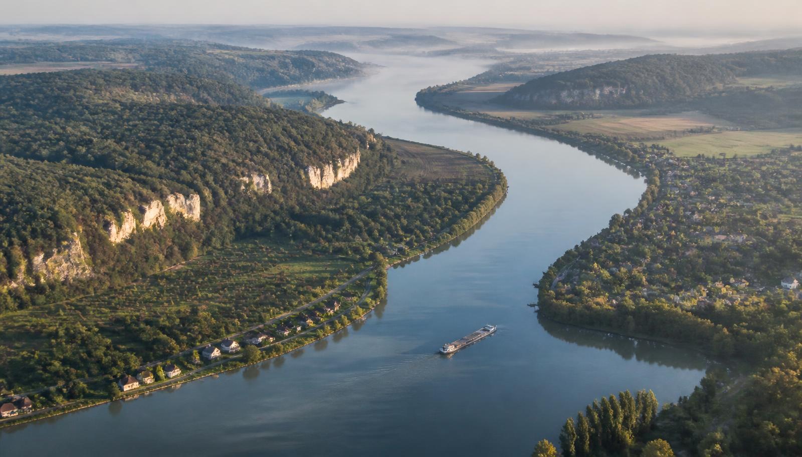 Illustration des paysages, des villages et du bord de l'eau : Vallée de la Seine